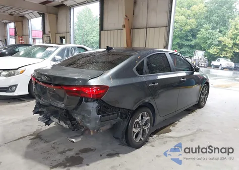 2021 Kia Forte Lxs из США, поврежденный, VIN 3KPF24AD9ME334330